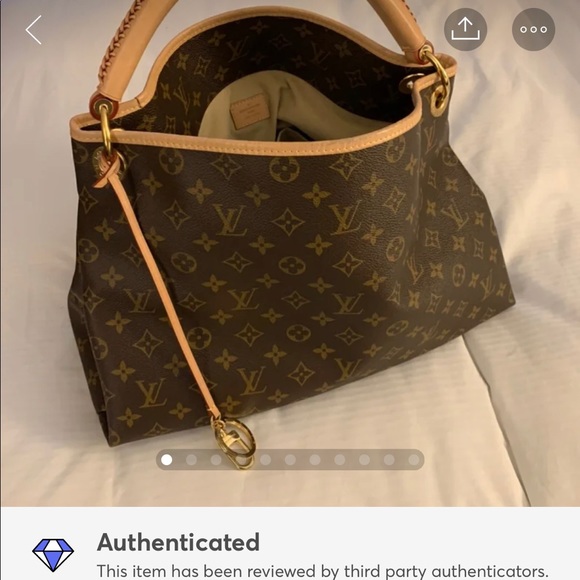*SOLD* Almost New Authentic Louis Vuitton Artsy - Picture 8 of 8